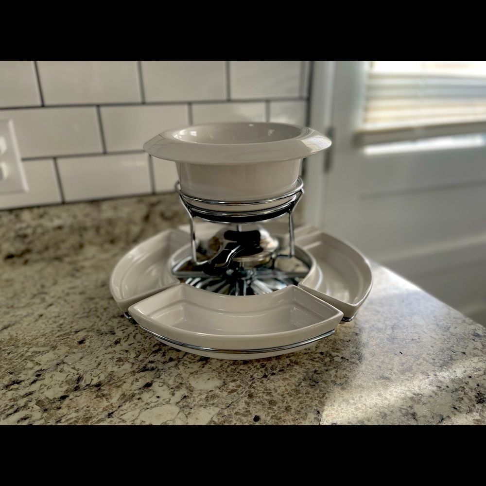 Trudeau Lazy Susan Fondue Set